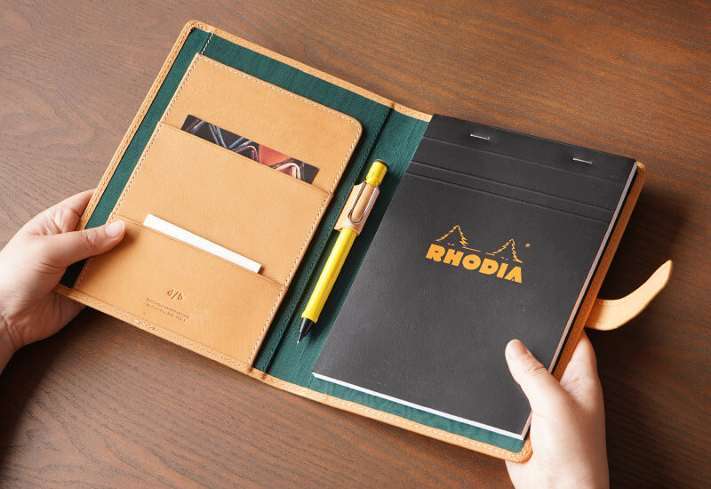 シンプルな差し込み式ベルト