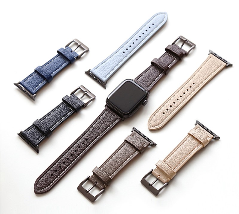 キメ細かいシボ加工を施したApple Watch本革バンド