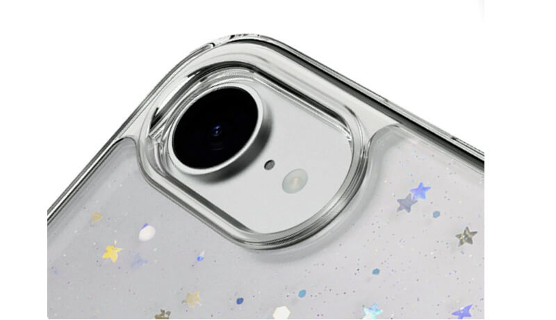 レンズ周りは、フチ高設計でカメラを保護します。