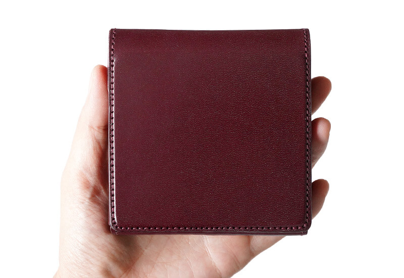 ポケットに入るスマートサイズ