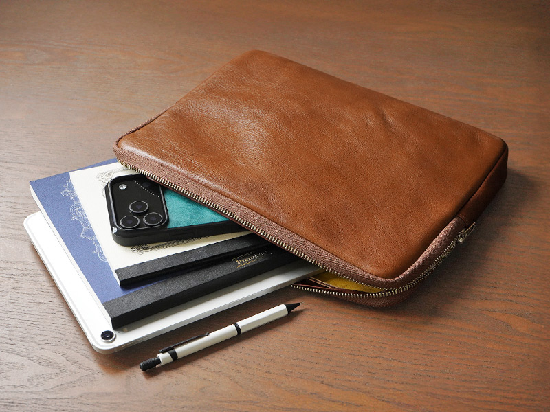 イタリアンレザークラッチバッグ