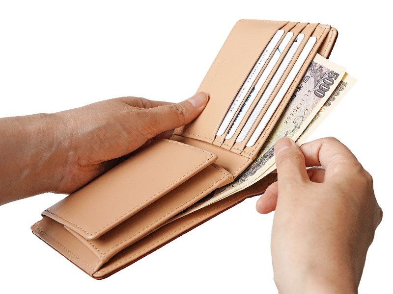 お札の取り出しもスムーズ