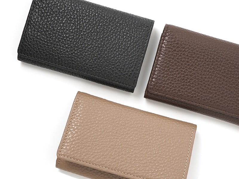 イタリアンシュリンクレザーを使用