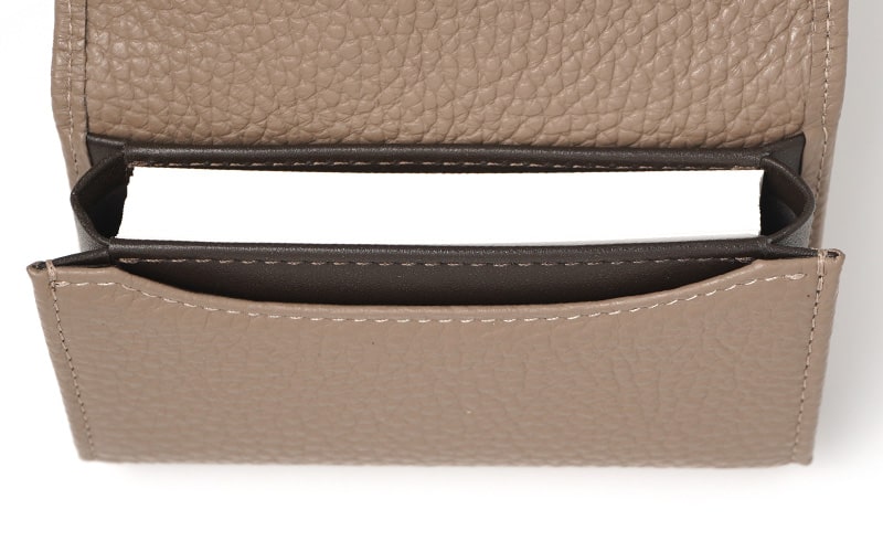 枚数が増減してもキレイなフォルムを保つ