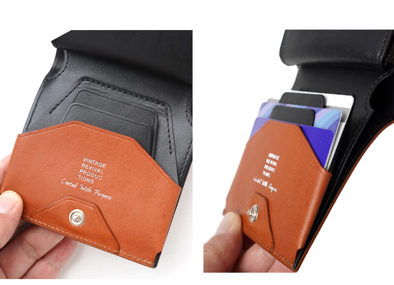 仕切りの付いたカード収納