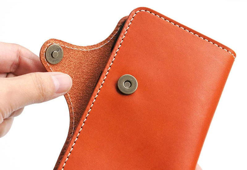 マグネットボタン付き