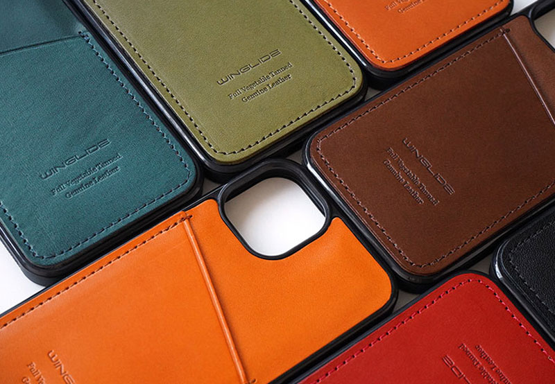 丹精込めて作られた最高級の皮革である 栃木レザーを使用しています。