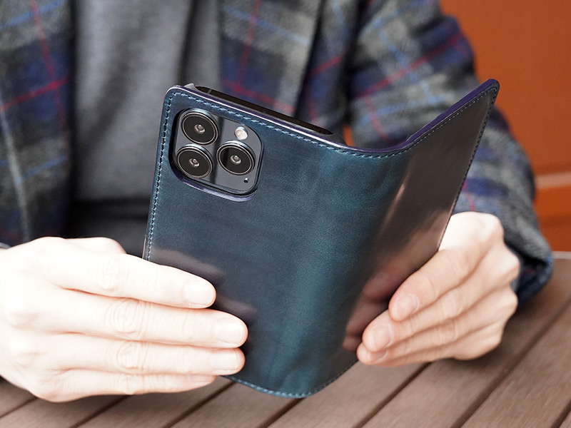 おしゃれなコードバンを使用したiPhoneケース