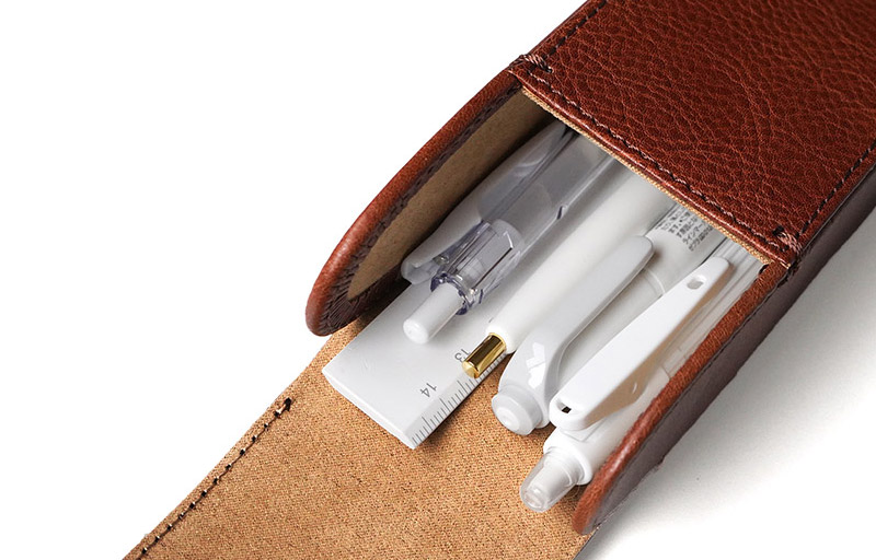 ペンケースとしても使える