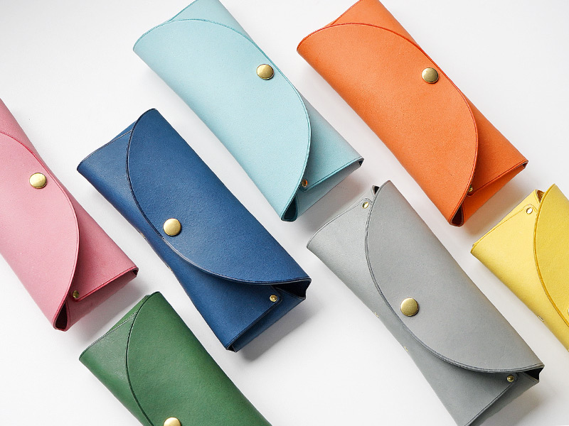 イタリア、テンペスティ社製マイネレザー