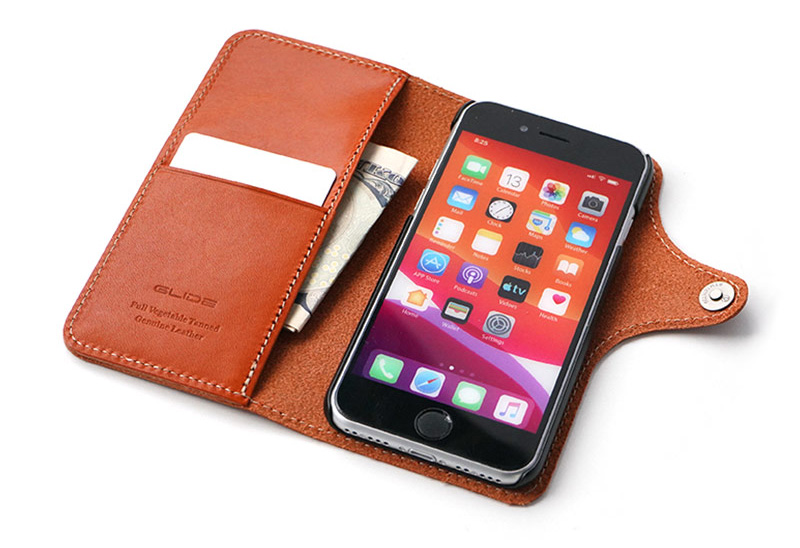 便利なカードポケット