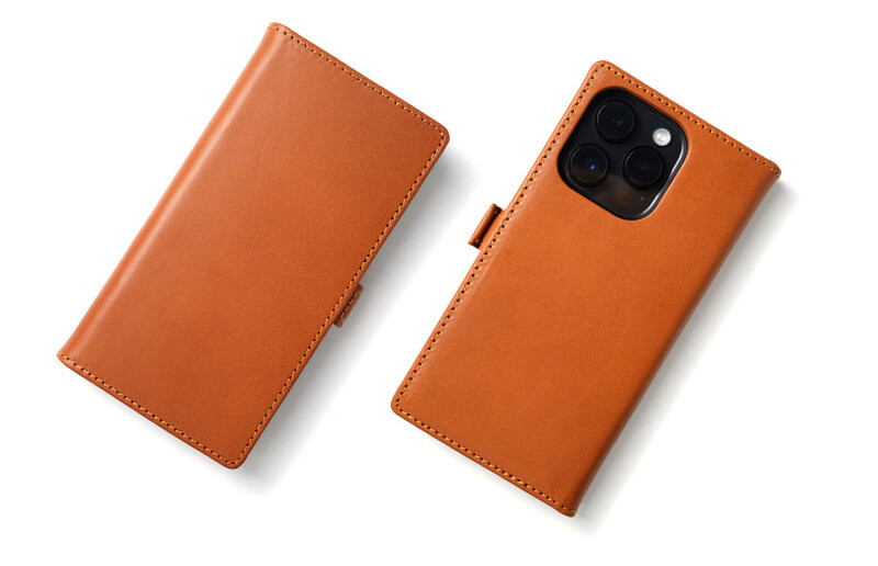 本革の質感を引き立てるシンプルな佇まい