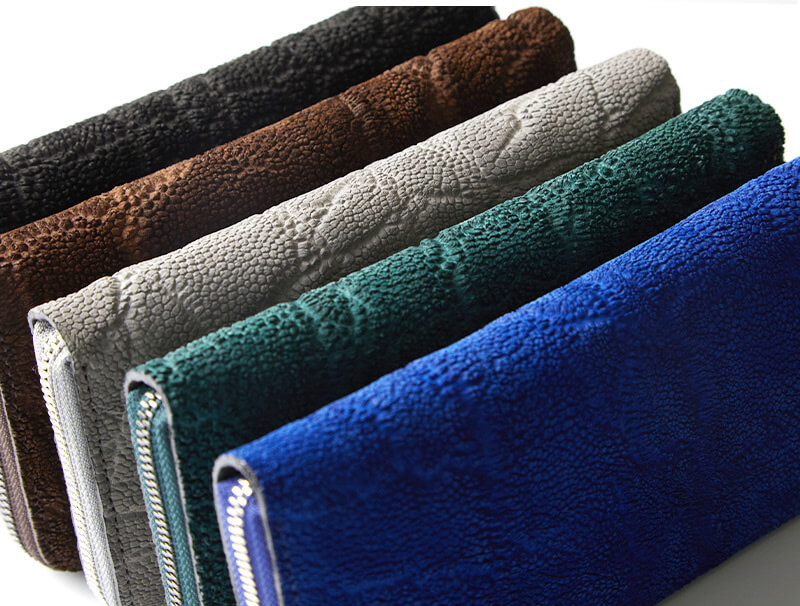 エイジングも楽しめる象革