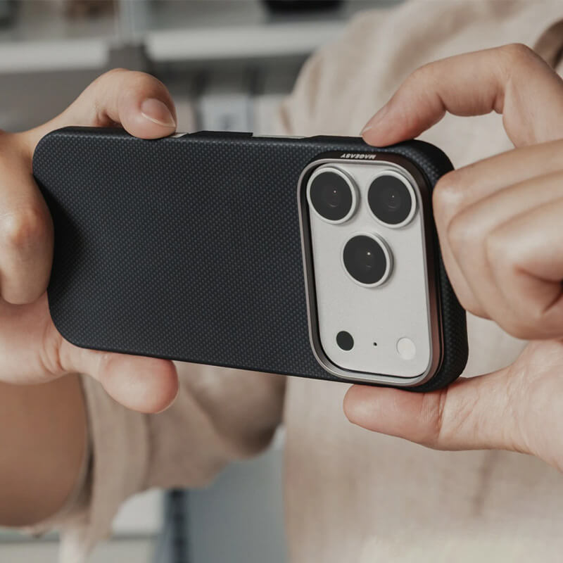 iPhone18 Pro / iPhone18 ProMax / iPhone17 Pro / iPhone17 ProMax /  MagSafe対応 背面ケース 耐衝撃ケース 薄型スリム アラミド